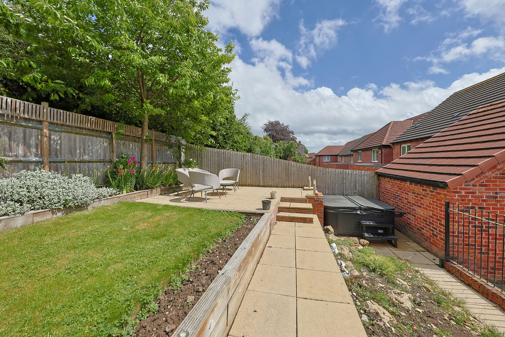 Pomegranate Road Newbold